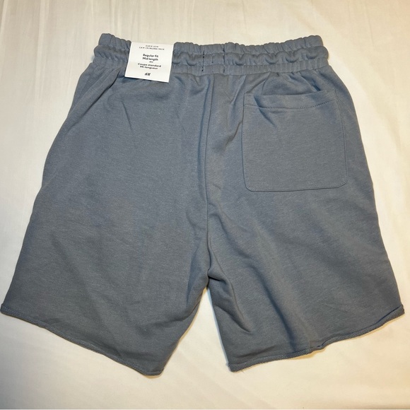 NWT H&M Men’s Regular Fit Sweatshorts - Picture 6 of 7